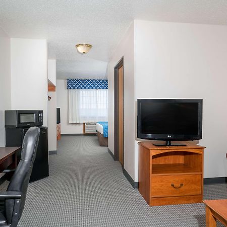 Ramada Limited Cockeysville Экстерьер фото