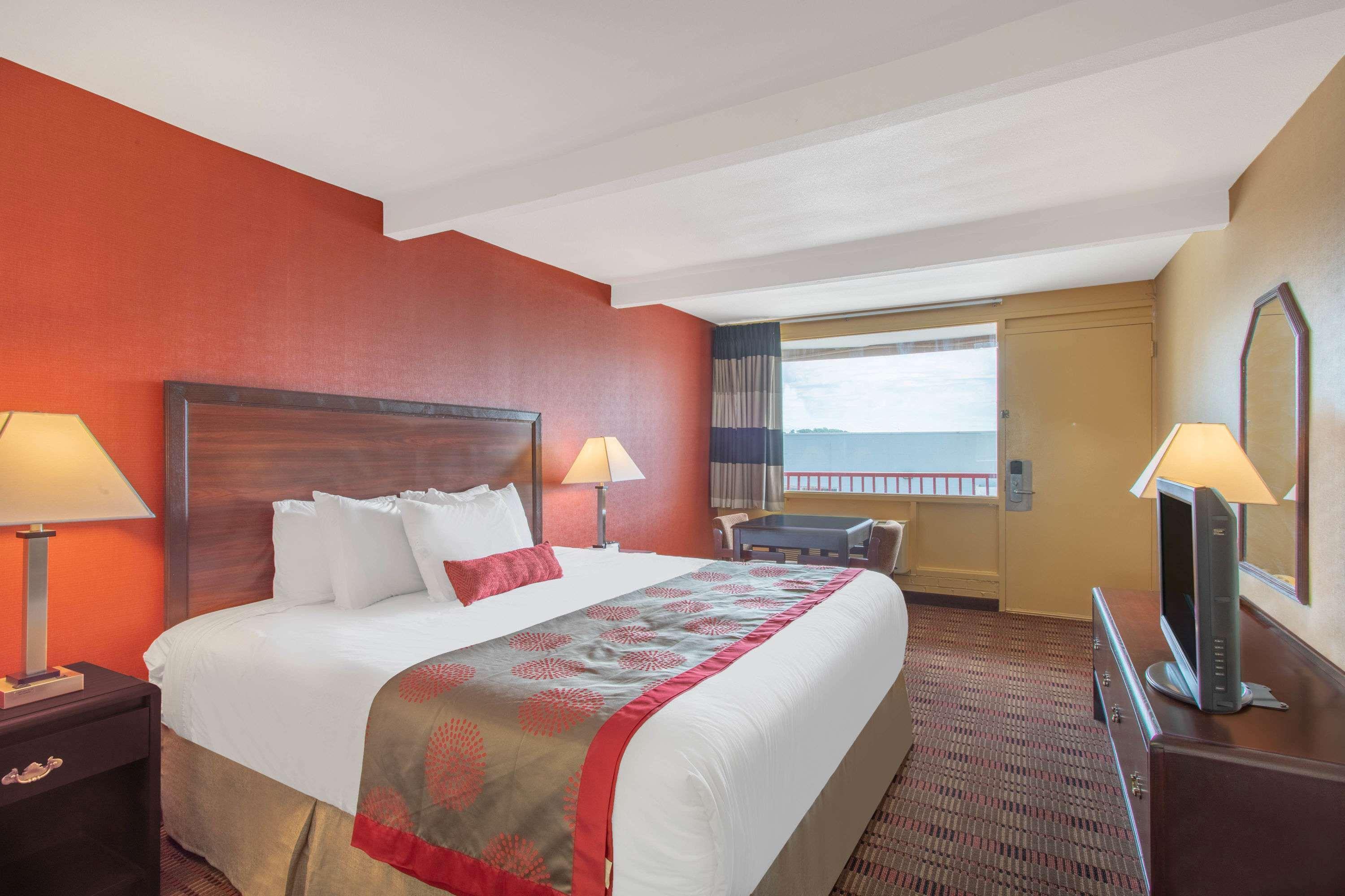 Ramada Limited Cockeysville Экстерьер фото