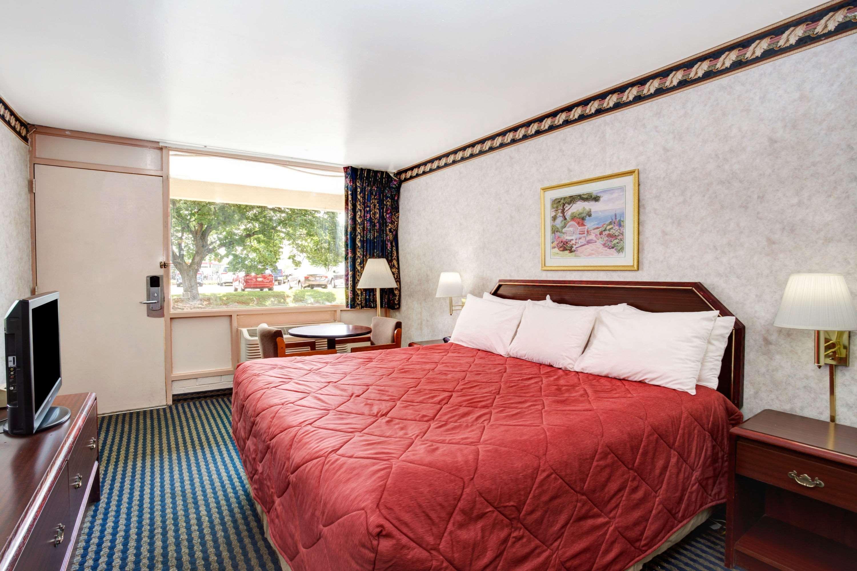 Ramada Limited Cockeysville Экстерьер фото