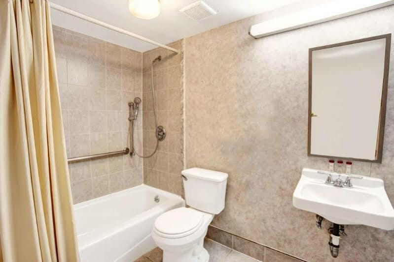 Ramada Limited Cockeysville Экстерьер фото