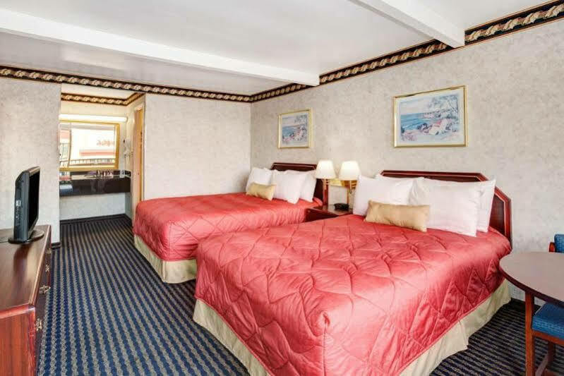 Ramada Limited Cockeysville Экстерьер фото